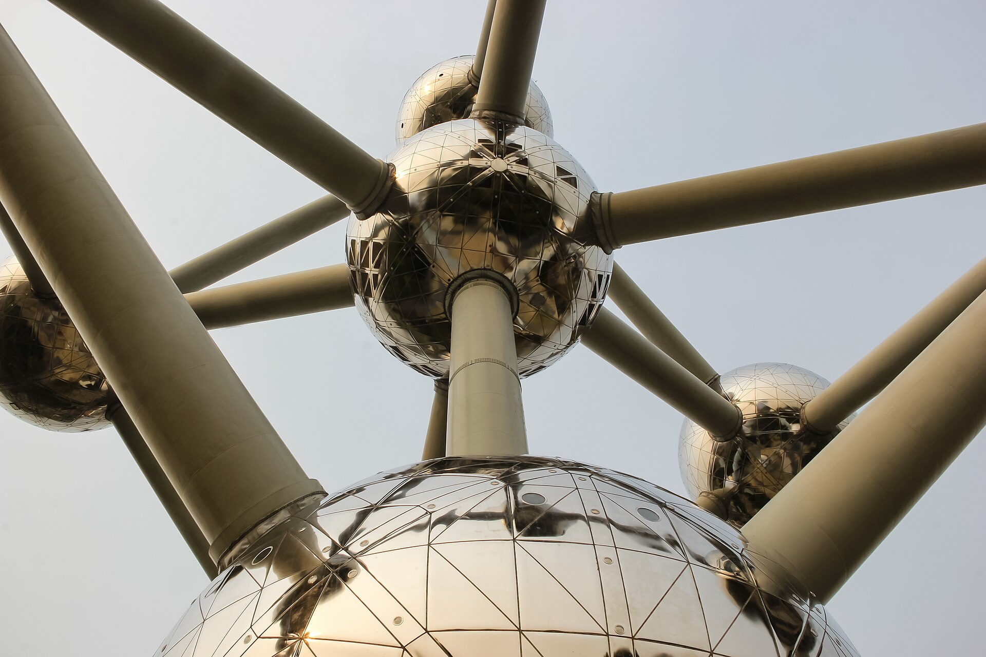 The spheres of the Atomium