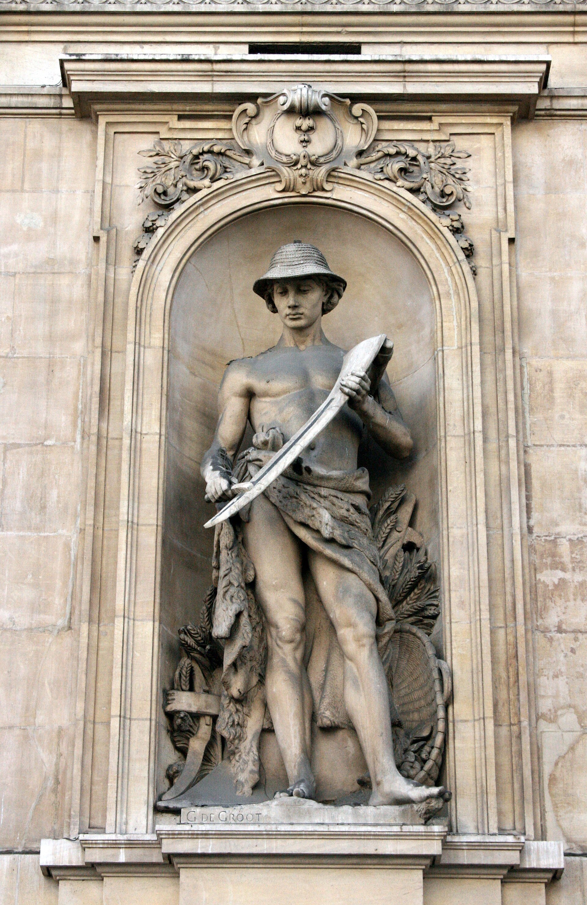 A statue on the Bourse