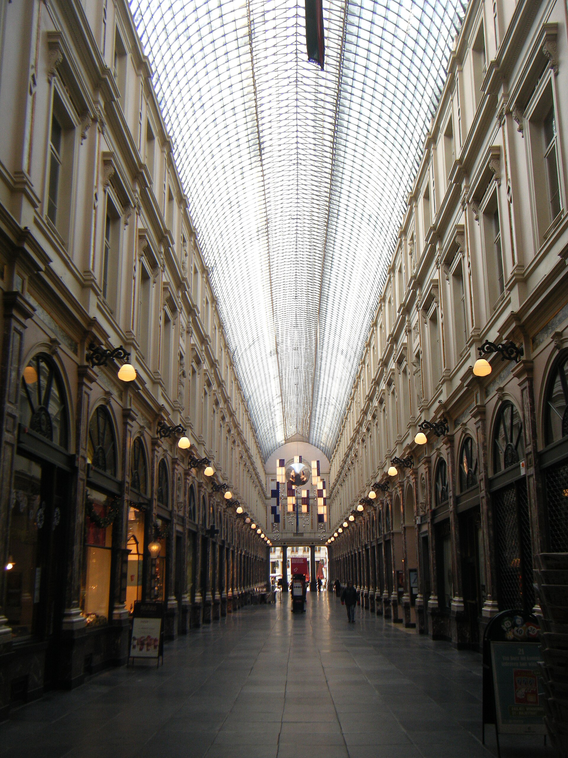 The length of the Galeries Royales
