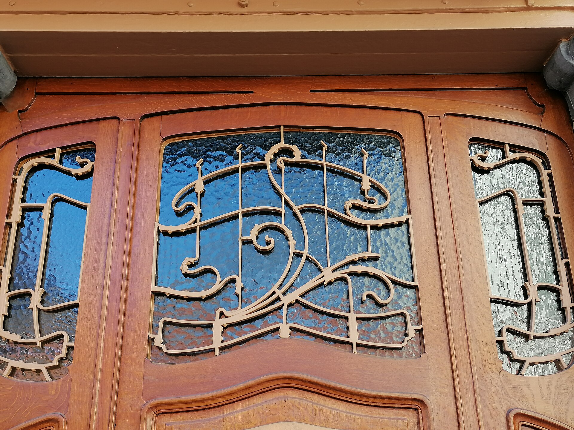 An Art Nouveau facade by Victor Horta